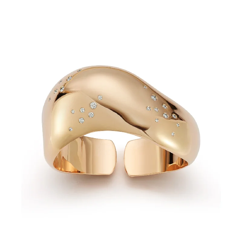 JULIAN 18K GOLD WIDE WAVE CUFF WITH BURNISHED DIAMONDS